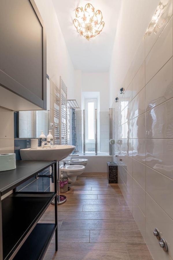 Casa Marin - Metro Malatesta โรม ภายนอก รูปภาพ