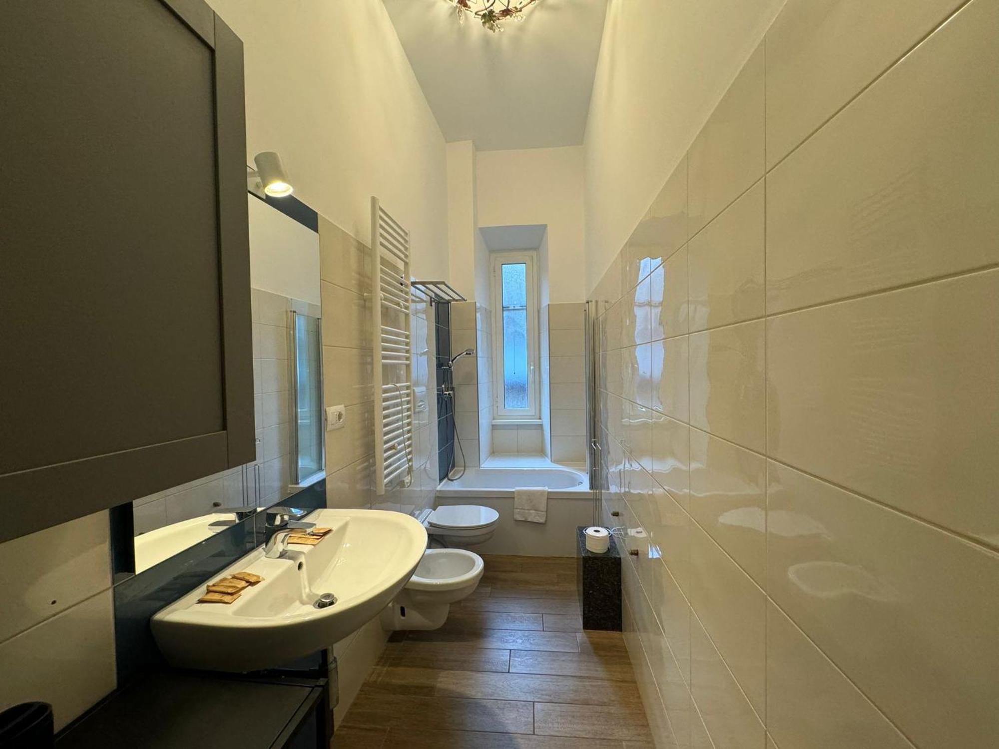 Casa Marin - Metro Malatesta โรม ภายนอก รูปภาพ